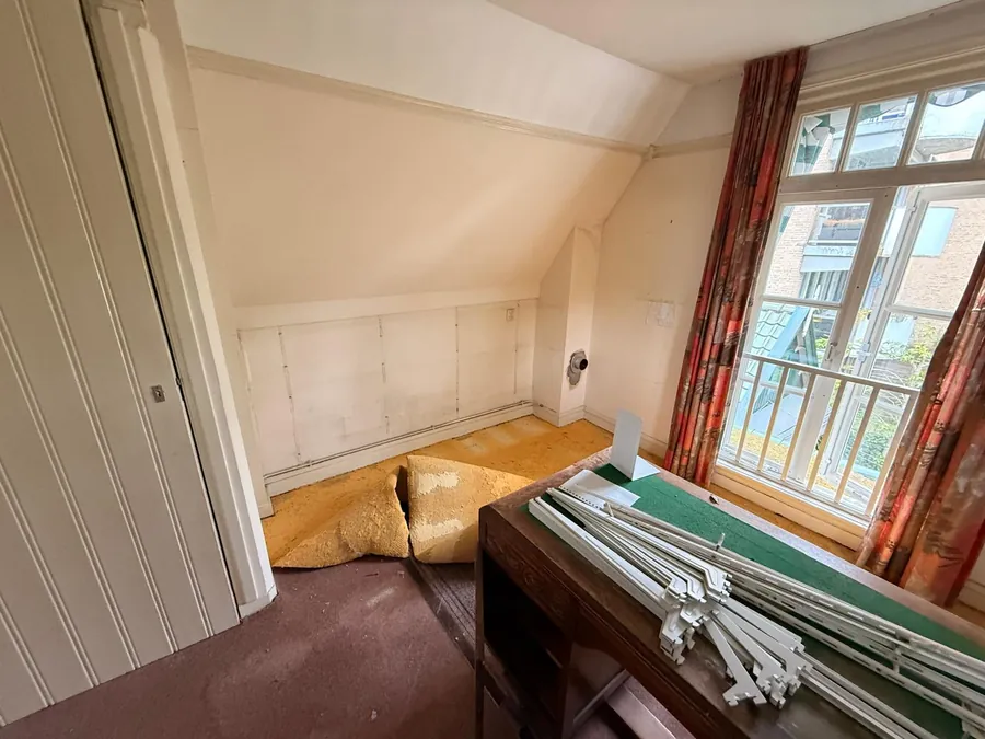 Lege kamer, bezemschoon opgeleverd na de ontruiming
